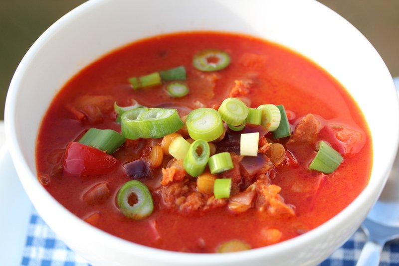 Linsesuppe med chorizo og paprika