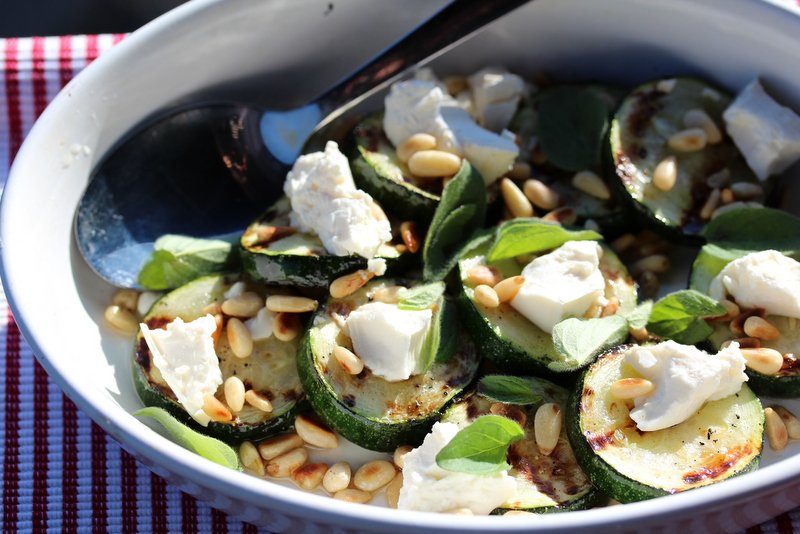 Grillet squash med feta