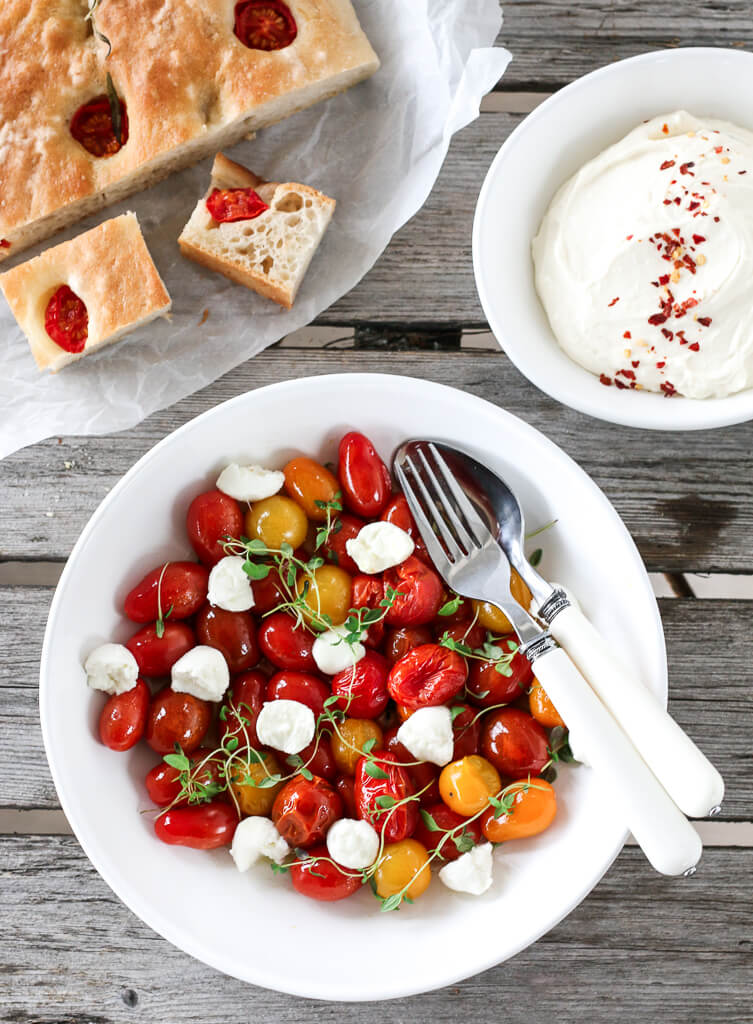 Lun tomatsalat med mozzarella