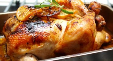 Image: Rosmarinkylling med piperade og ovnsstekte mandelpoteter