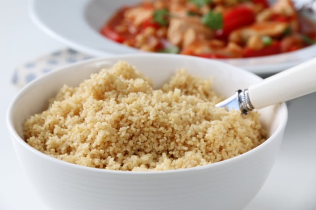 Kyllinggryte med kikerter og couscous