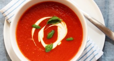 Image: TOMAT- OG GULROTSUPPE med appelsin og chili