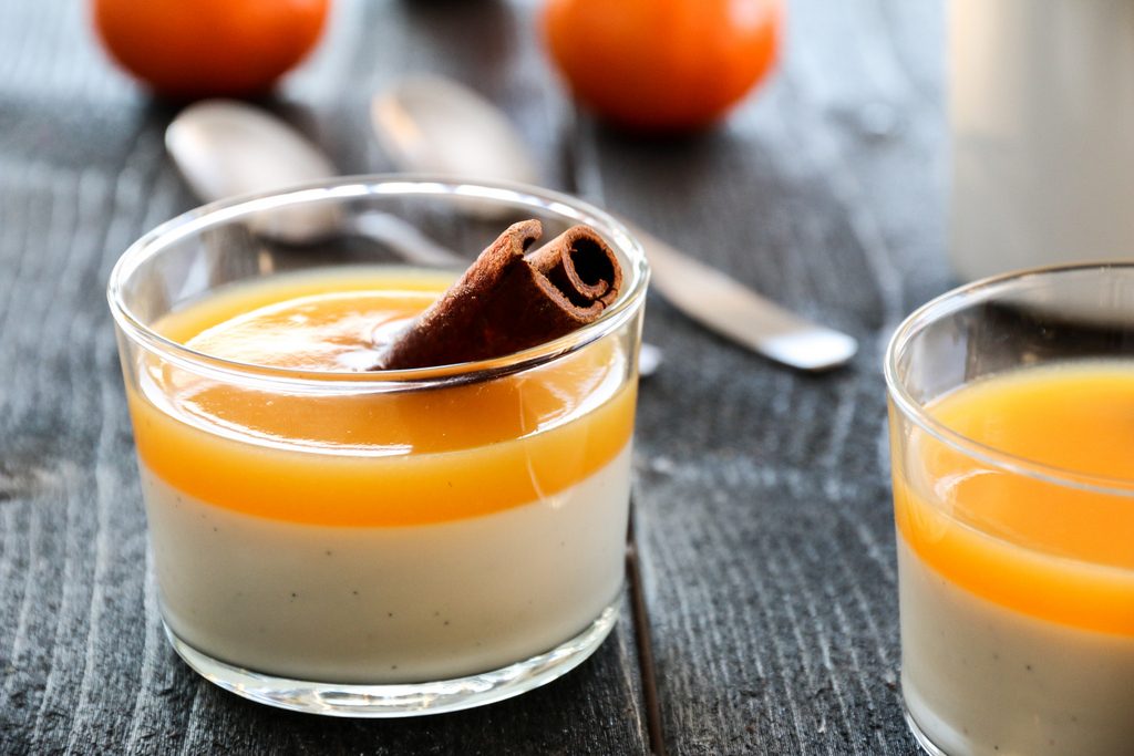 Panna cotta med appelsinsaus