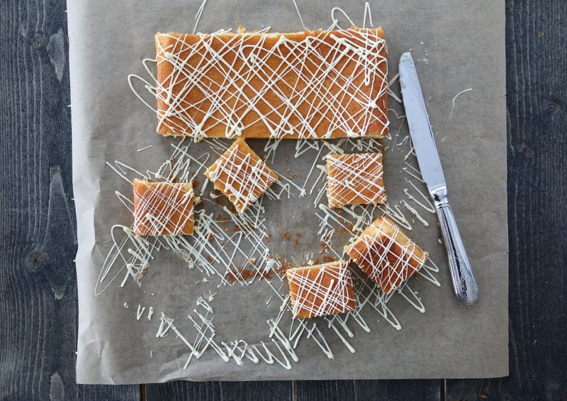 Blondies med hvit sjokolade og sitron