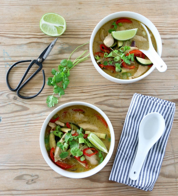 Grønn currysuppe med kylling, kokos og squash