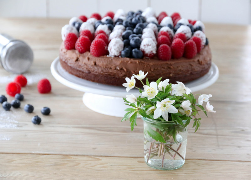 17. mai kake i rødt, hvitt og blått