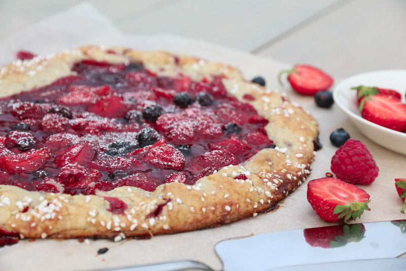 Galette med sommerens bær