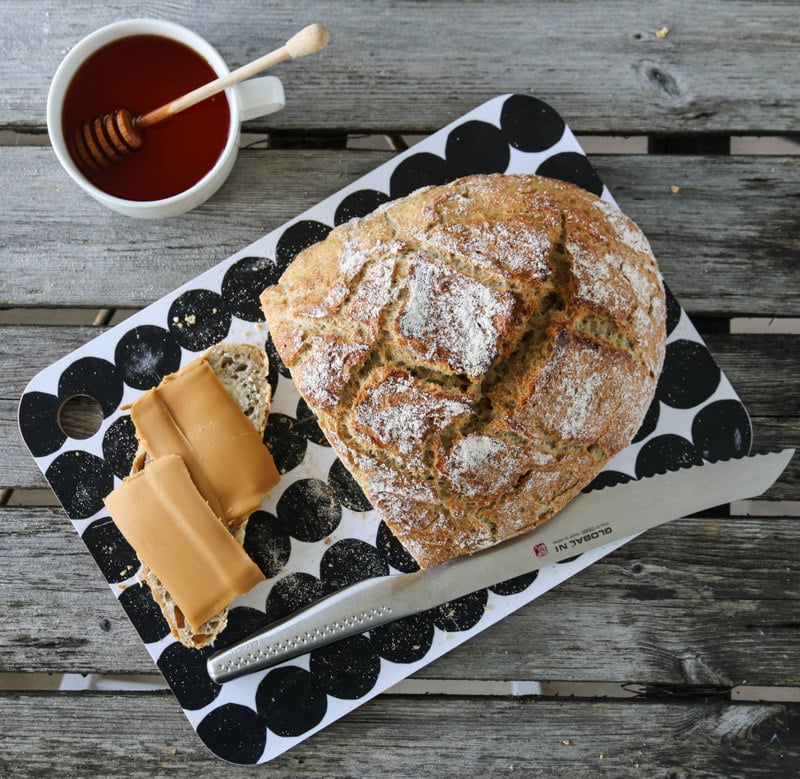 Eltefritt brød med bygg