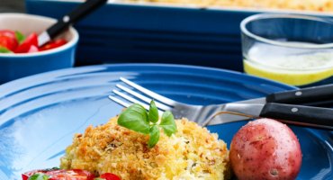 Image: FISKEGRATENG MED PARMESAN OG BASILIKUM