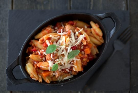 Image: PASTA MED SALSICCIA OG TOMAT