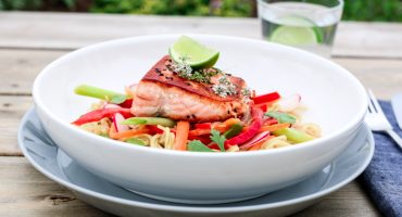 Image: LAKS MED WOKEDE GRØNNSAKER OG KOKOSSAUS