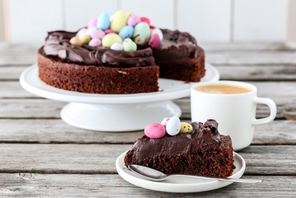 Brownies med appelsin og påskeegg