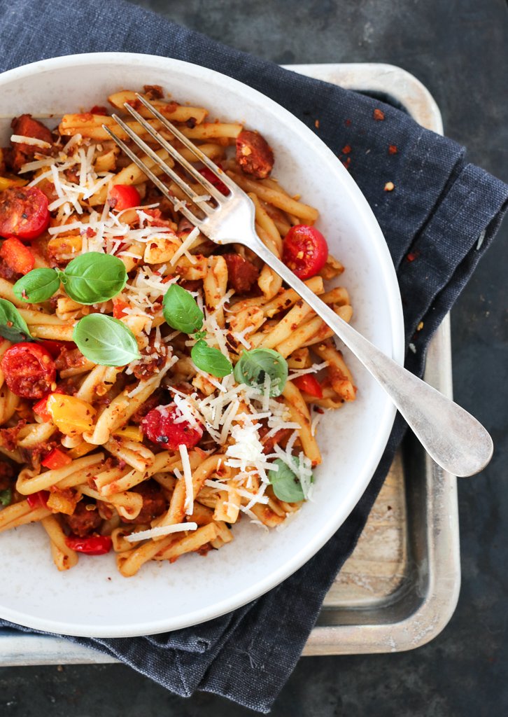 PASTA MED CHORIZO, PAPRIKA OG RØD PESTO | TRINES MATBLOGG