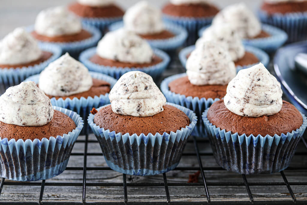 Sjokoladecupcakes med Oreokrem