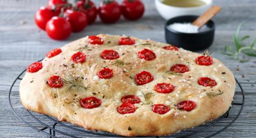 Image: FOCACCIA GENOVESE MED CHERRYTOMATER