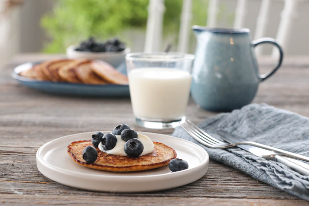 Frokostpannekaker med havre og banan