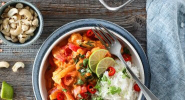 Image: GRØNNSAKSCURRY MED BLOMKÅL OG RØDE LINSER