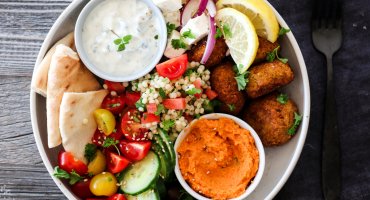 Image: FALAFEL-BOWL MED PAPRIKAHUMMUS