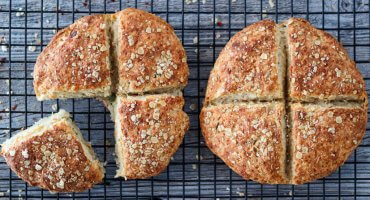 Image: HAVRESCONES MED OST OG TIMIAN