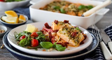 Image: TORSK MED NØTTELOKK, CHORIZO OG RØD PESTOSAUS