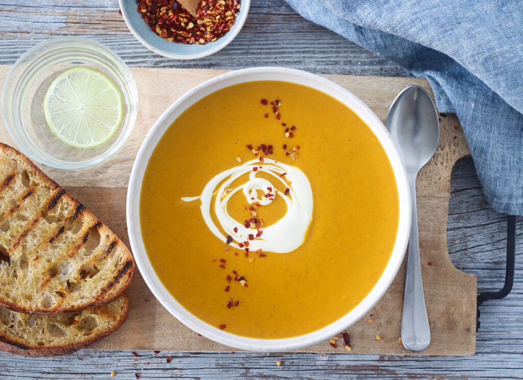 Gulrotsuppe med røde linser