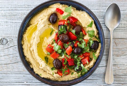 Image: HUMMUS MED TOPPING