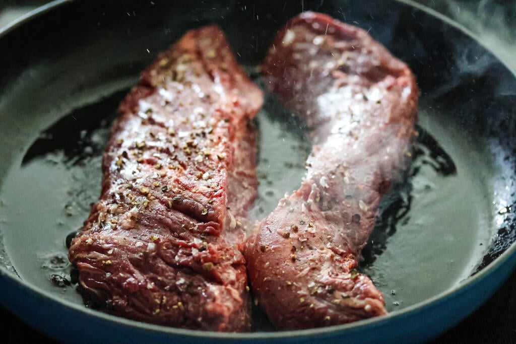 NYRETAPP/SLAKTERBIFF MED BEARNAISESAUS OG ROTGRØNNSAKER - AMOI