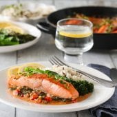 Image: ØRRET MED KREMET PAPRIKASAUS OG BROKKOLINI