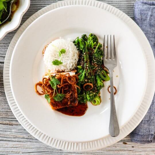 Image: THAI-TORSK MED BROKKOLINI OG SPRØ LØK