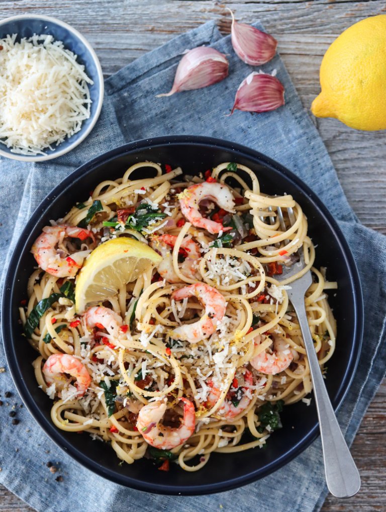 Spaghetti Med Reker SPAGETTI MED REKER, TOMAT OG CHILI | TRINES MATBLOGG