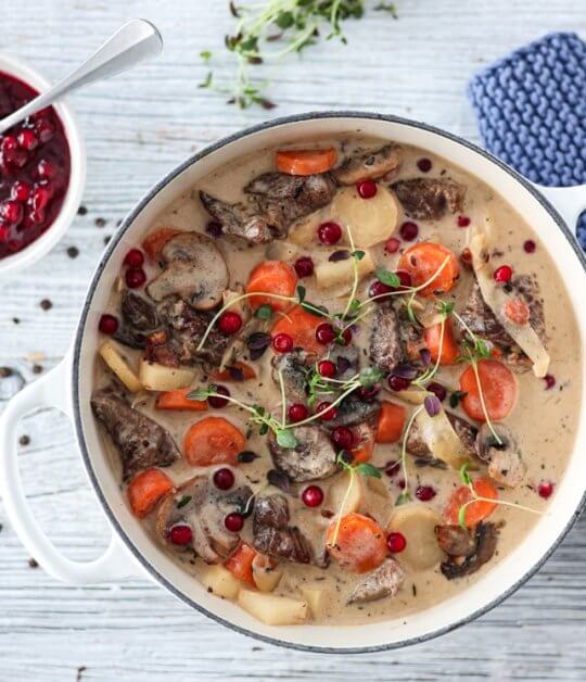 Image: KREMET VILTGRYTE MED REINSDYR, BACON OG SOPP