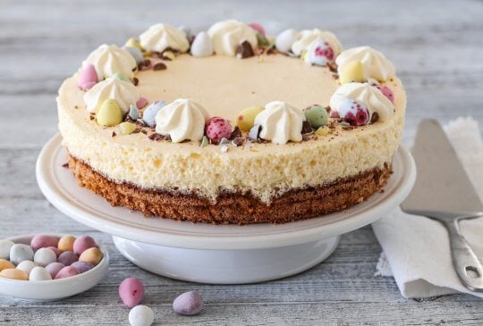 Image: MANDELBUNN MED SITRONFROMASJ OG SJOKOLADEEGG