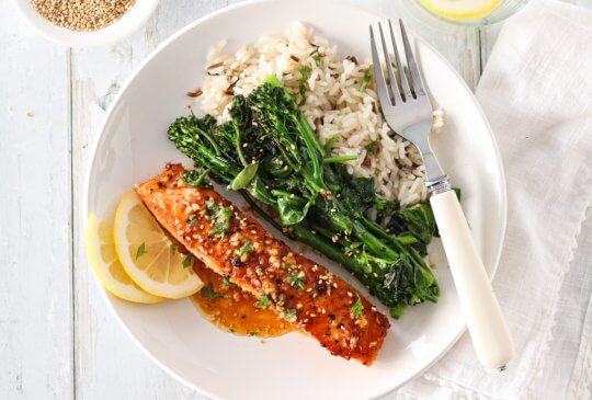 Image: HONNINGGLASERT LAKS MED BROKKOLINI OG SPINAT