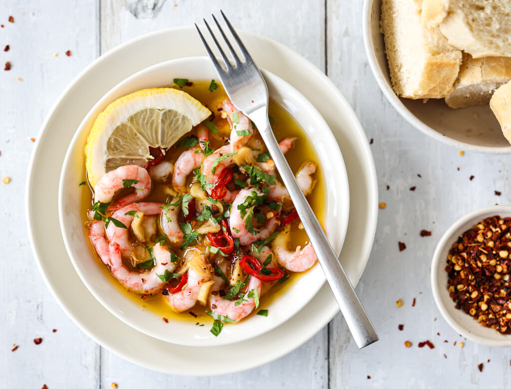 REKER I HVITLØKSOLJE – GAMBAS AL AJILLO